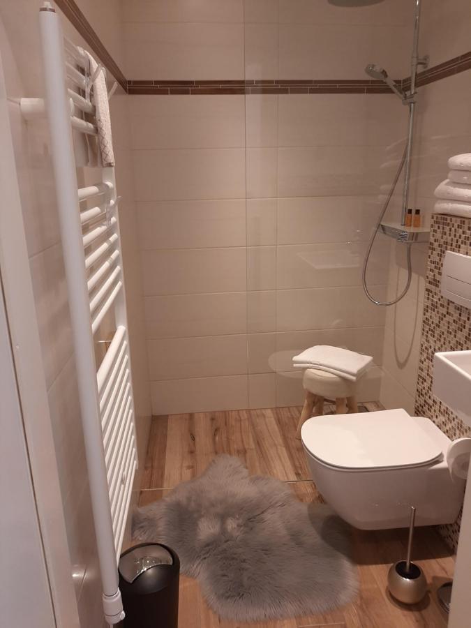 Arena Design Apartments With Free Private Parking And With A Terrace Pula Extérieur photo