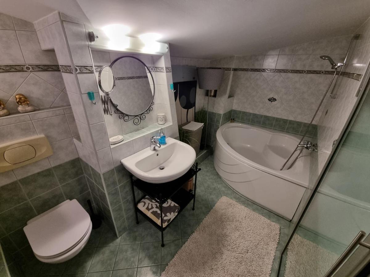 Arena Design Apartments With Free Private Parking And With A Terrace Pula Extérieur photo