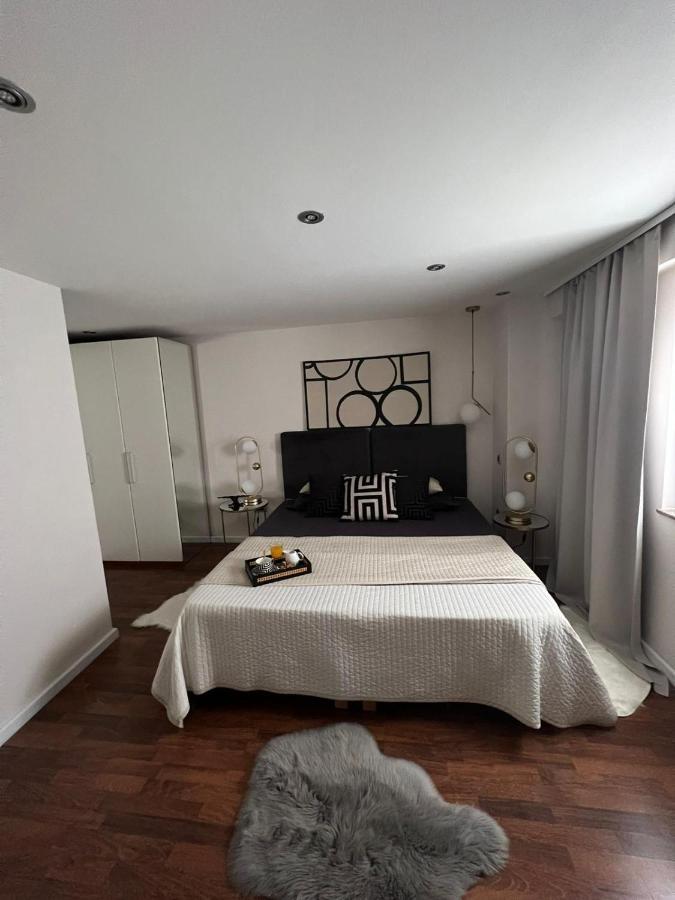 Arena Design Apartments With Free Private Parking And With A Terrace Pula Extérieur photo