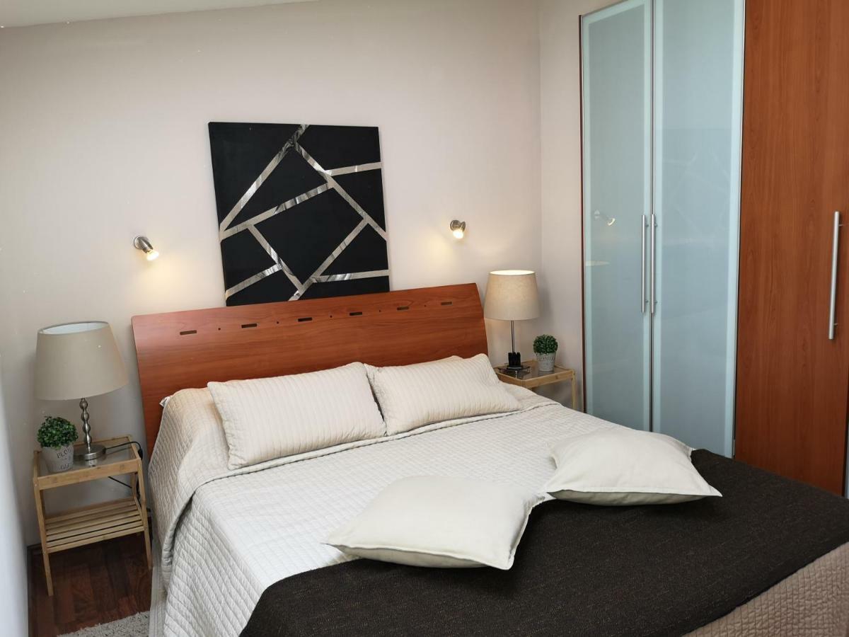 Arena Design Apartments With Free Private Parking And With A Terrace Pula Extérieur photo